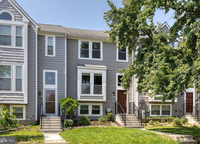 Property at 7719 Old Woodstock Ln, Ellicott City, MD 21043, 4 beds, 3.5 baths