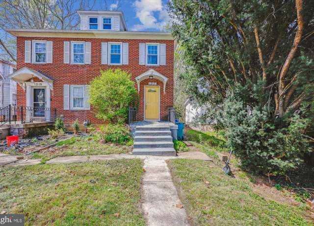 Property at 1217 Frederick St, Hagerstown, MD 21740, 3 beds, 1 bath