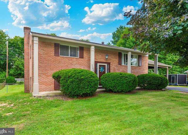 Property at 11461 Englewood Rd, Hagerstown, MD 21740, 4 beds, 2 baths