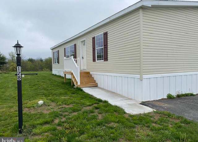 Property at 128 Country View Ests, Newville, PA 17241, 3 beds, 2 baths