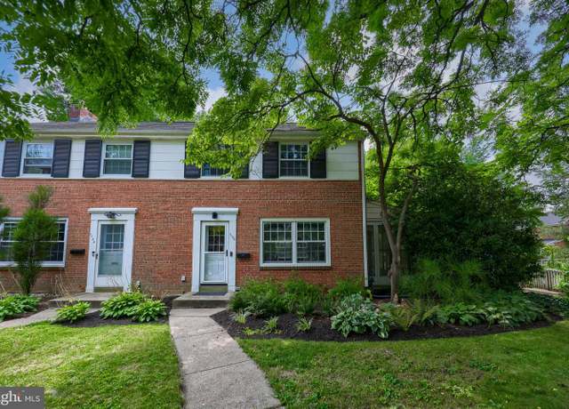 Property at 1126 W Clay St, Lancaster, PA 17603, 3 beds, 1 bath