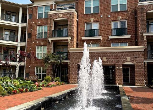 Property at 2903 Saintsbury Plz #401, Fairfax, VA 22031, 3 beds, 2.5 baths