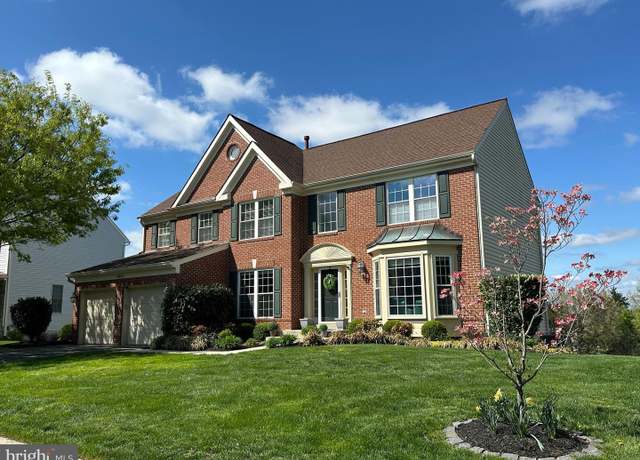 Property at 19955 Alexandras Grove Dr, Ashburn, VA 20147, 5 beds, 3.5 baths