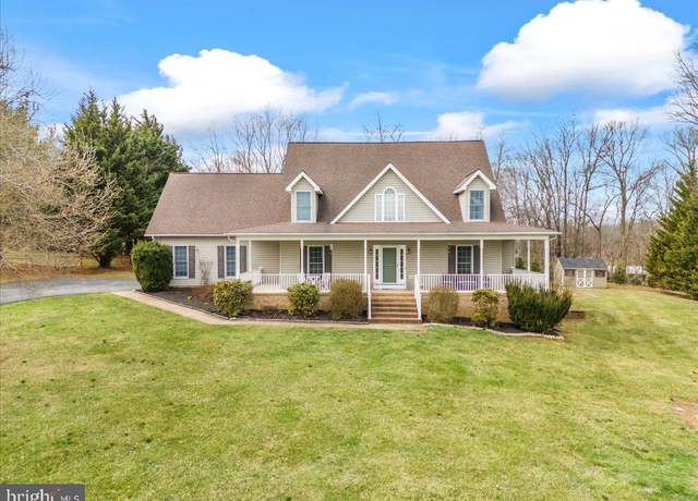 Property at 107 Hickorywood Ct, Harpers Ferry, WV 25425, 5 beds, 2.5 baths
