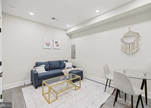 Property at 824 18th St NE #3, Washington, DC 20002, 1 bed, 1 bath