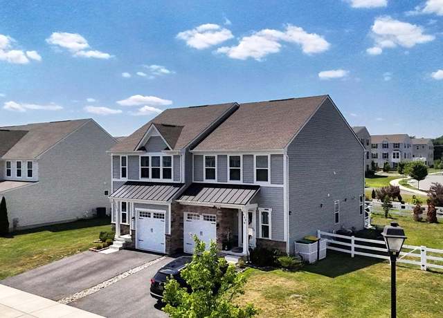 Property at 402 Tree Of Heaven Way, Newark, DE 19713, 3 beds, 2.5 baths