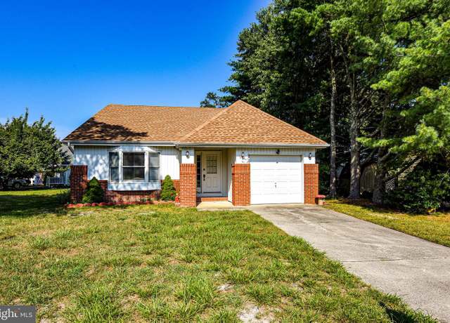 Property at 23 Cedar Ave, Manahawkin, NJ 08050, 2 beds, 2 baths