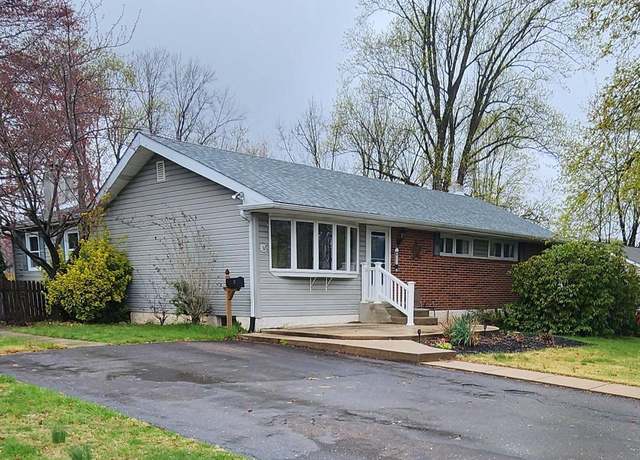 Property at 82 Acorn Dr, Warminster, PA 18974, 3 beds, 1.5 baths