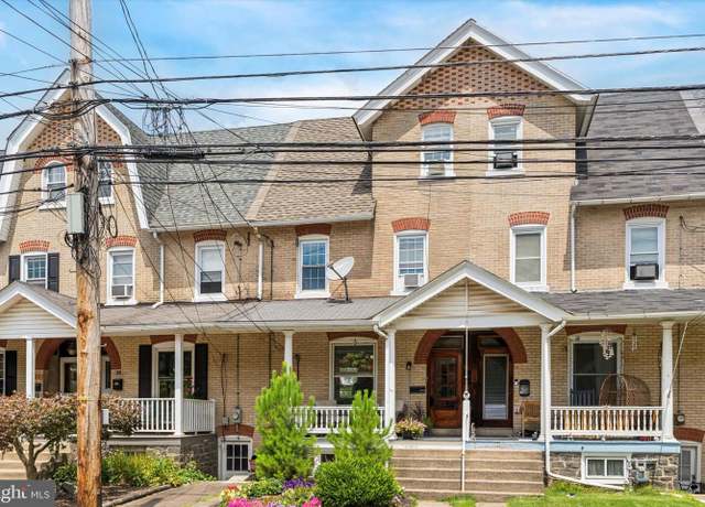 Property at 621 Juniper St, Quakertown, PA 18951, 5 beds, 2 baths