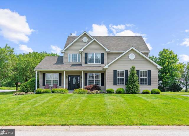Property at 110 Percheron Dr, Spring City, PA 19475, 4 beds, 2.5 baths