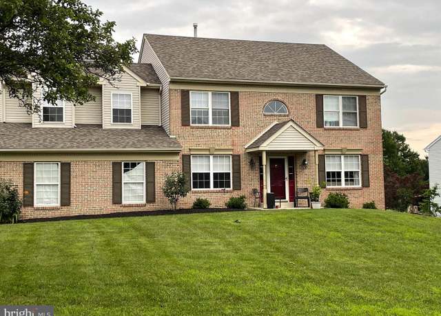 Property at 8021 Fair View Ln, Eagleville, PA 19403, 4 beds, 2.5 baths