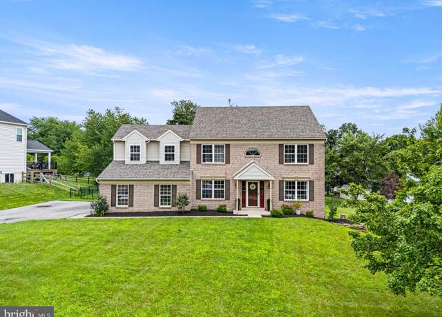 Property at 8021 Fair View Ln, Eagleville, PA 19403, 4 beds, 2.5 baths