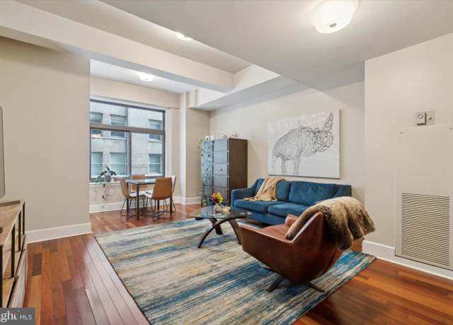 Property at 1500 Chestnut St Unit 6E, Philadelphia, PA 19102, 1 bed, 1 bath