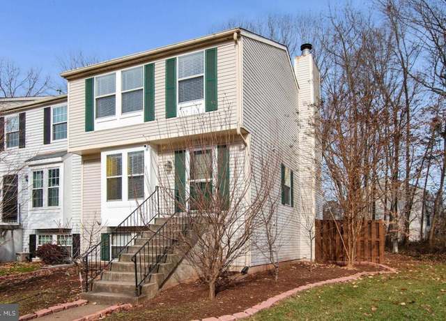 Property at 14600 Olde Kent Rd, Centreville, VA 20120, 3 beds, 2.5 baths
