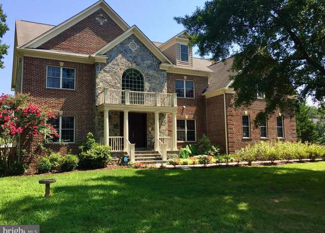 Property at 8813 Oak Leaf Dr, Alexandria, VA 22309, 6 beds, 8 baths