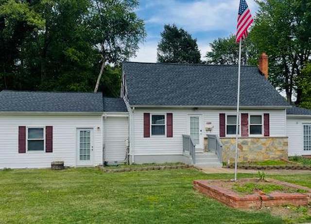Property at 13203 Treetop Ct, Woodbridge, VA 22191, 4 beds, 2.5 baths