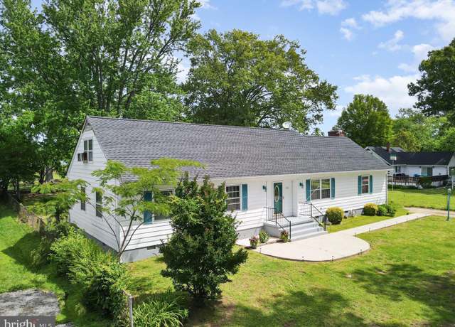 Property at 303 Thackary St, Colonial Beach, VA 22443, 4 beds, 2 baths