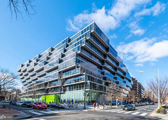 Property at 1111 24th St NW #86, Washington, DC 20037, 3 beds, 3 baths