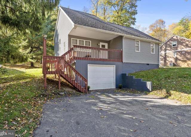 Property at 3554 Lake Shore Dr, Oakland, MD 21550, 3 beds, 2 baths