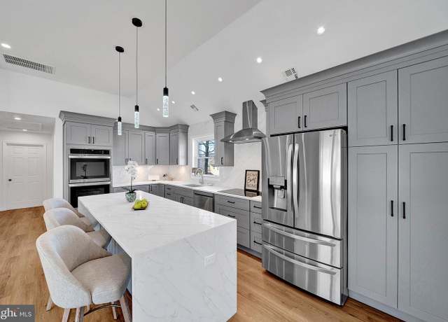 Property at 30 Meriline Ave, Lawrenceville, NJ 08648, 4 beds, 3 baths