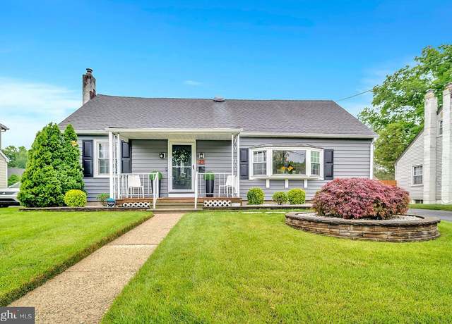 Property at 27 Collins Rd, Hamilton, NJ 08619, 3 beds, 1 bath