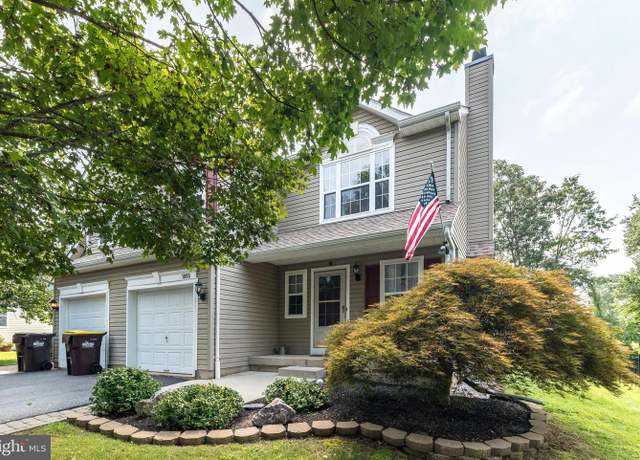 Property at 1055 Heather Ln, Quakertown, PA 18951, 3 beds, 2.5 baths
