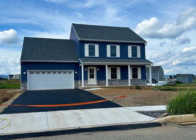Property at 21 American Ave, Carlisle, PA 17013, 4 beds, 2.5 baths