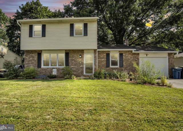 Property at 1113 Floribunda Ln, Mechanicsburg, PA 17055, 3 beds, 2.5 baths