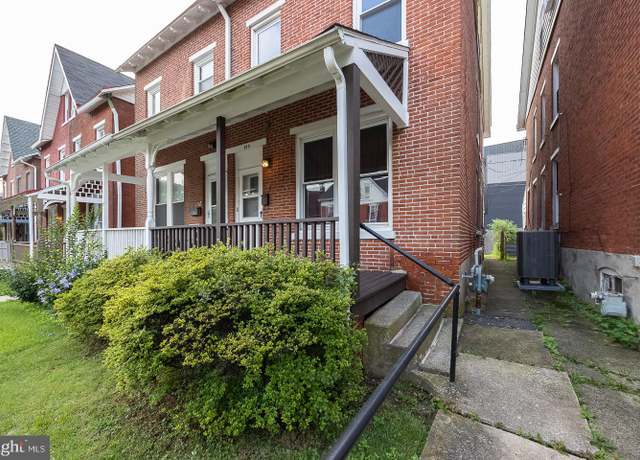 Property at 130 Lacey St, West Chester, PA 19382, 4 beds, 1 bath