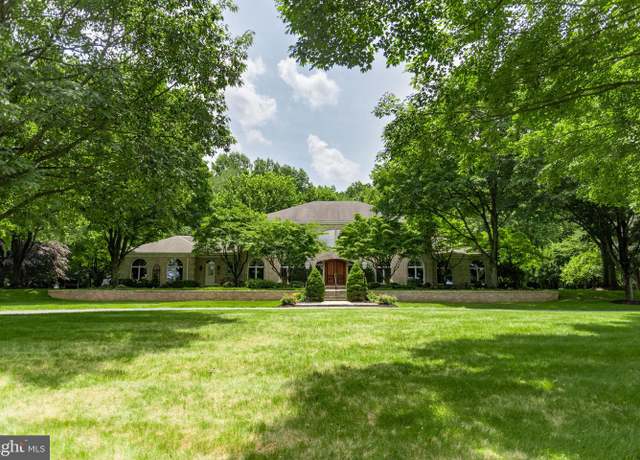 Property at 160 Fox Rd, Palmyra, PA 17078, 3 beds, 5.5 baths