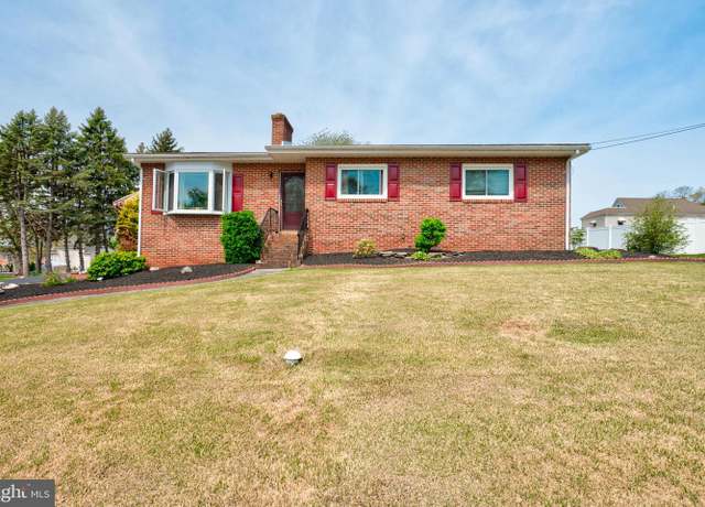 Property at 253 Union St, Royersford, PA 19468, 3 beds, 1 bath