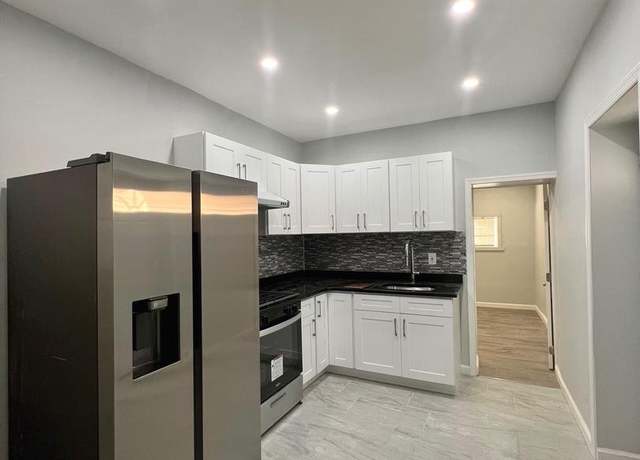 Property at 2108 E Cambria St, Philadelphia, PA 19134, 4 beds, 1.5 baths