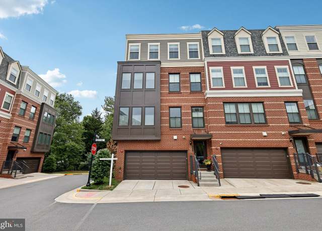 Property at 3959 Norton Pl, Fairfax, VA 22030, 4 beds, 4.5 baths