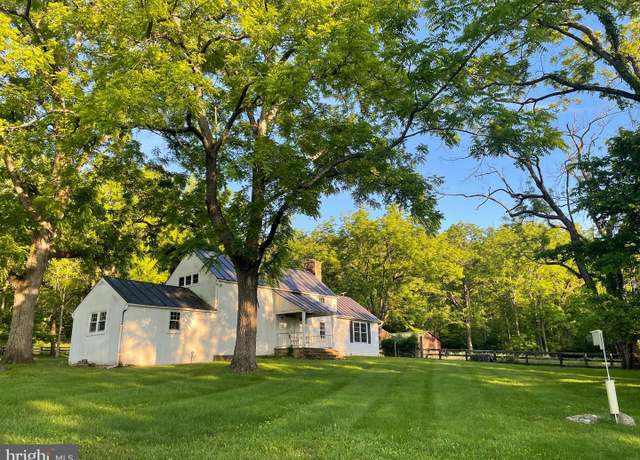 Property at 3671 Halfway Rd, The Plains, VA 20198, 3 beds, 2.5 baths