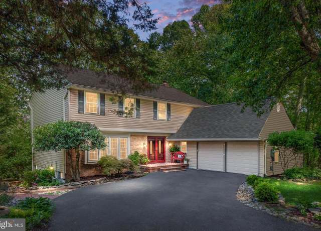 Property at 8412 Sweet Pine Ct, Springfield, VA 22153, 5 beds, 4 baths