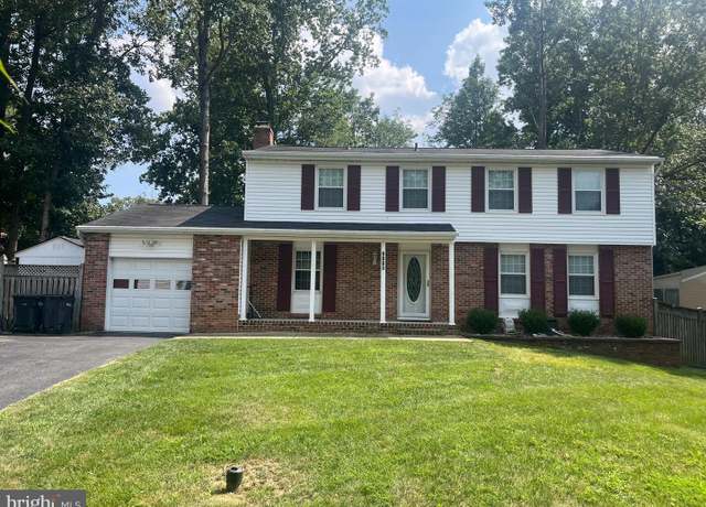 Property at 9001 Fox Lair Dr, Burke, VA 22015, 5 beds, 2.5 baths