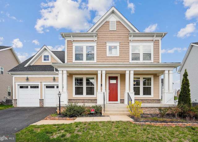 Property at 23639 Glenmallie Ct, Aldie, VA 20105, 7 beds, 7.5 baths