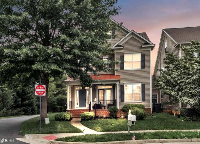 Property at 8951 Junco Ct, Gainesville, VA 20155, 4 beds, 2.5 baths