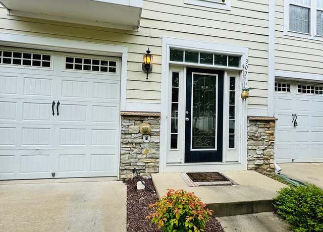 Property at 307 Monroe Point Dr, Colonial Beach, VA 22443, 4 beds, 3 baths