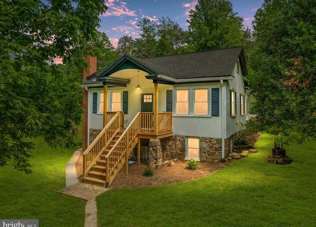 Property at 30 Gooney Falls Ln, Front Royal, VA 22630, 2 beds, 2 baths