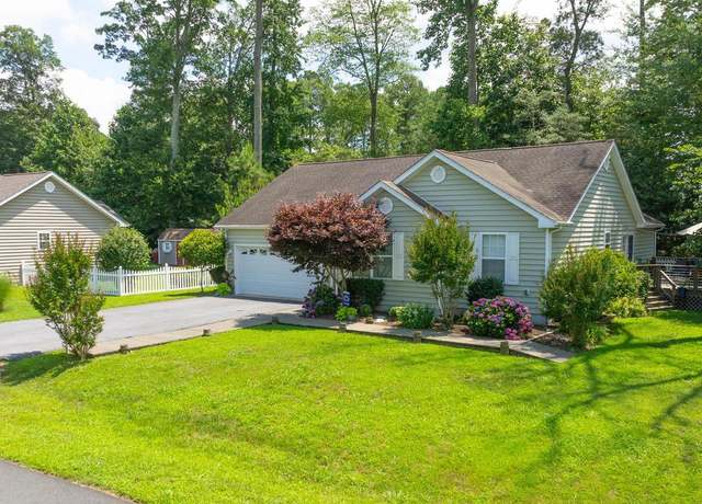 Property at 31088 Meadow Dr, Lewes, DE 19958, 3 beds, 2 baths