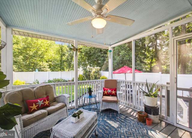 Property at 909 Old Annapolis Neck Rd, Annapolis, MD 21403, 3 beds, 2.5 baths