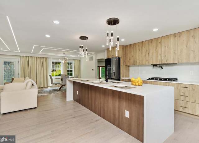 Property at 1242 Clearfield Cir, Lutherville Timonium, MD 21093, 5 beds, 3.5 baths