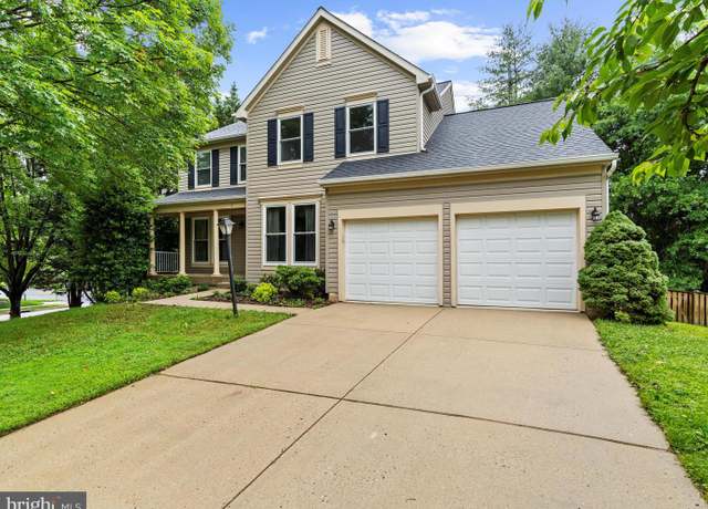 Property at 2 Raindrop Cir, Reisterstown, MD 21136, 4 beds, 2.5 baths