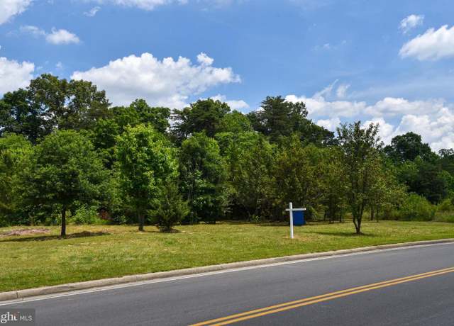 Property at 3 Henry Ford Cir, Waldorf, MD 20602