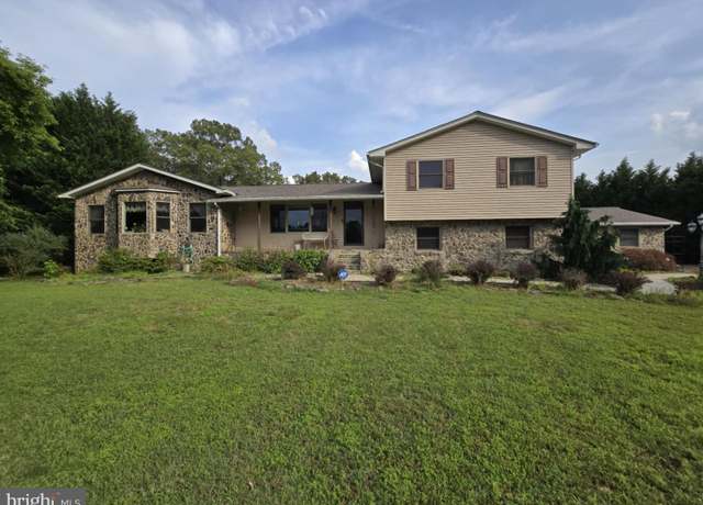Property at 15295 Woodville Rd, Waldorf, MD 20601, 4 beds, 4 baths