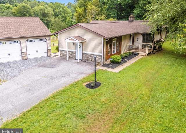 Property at 13261 Hunt Ridge Rd, Ellicott City, MD 21042, 4 beds, 3 baths