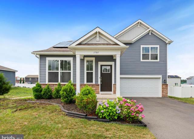 Property at 1705 Liverpool Ave, Egg Harbor City, NJ 08215, 3 beds, 2.5 baths