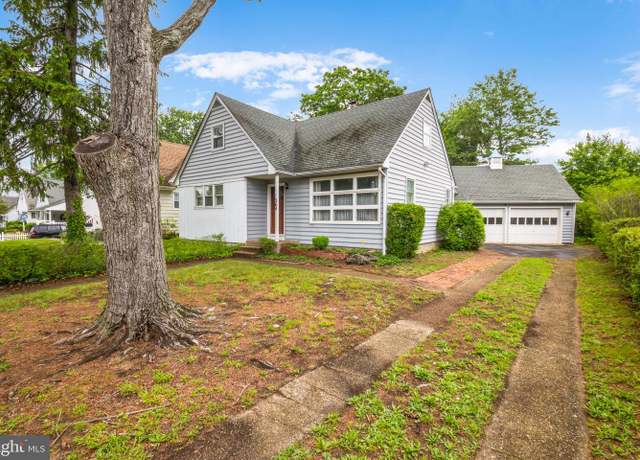 Property at 364 Driscoll Ave, Woodbury, NJ 08096, 4 beds, 2 baths
