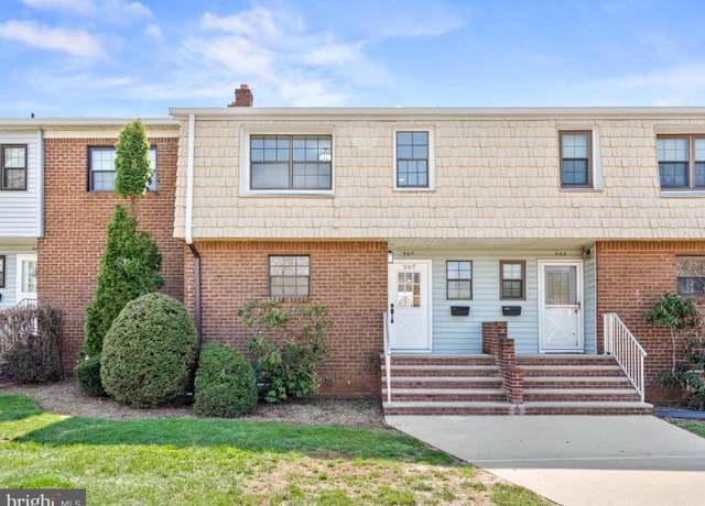 Property at 507 Windsor Ct, Hillsborough, NJ 08844, 2 beds, 2.5 baths